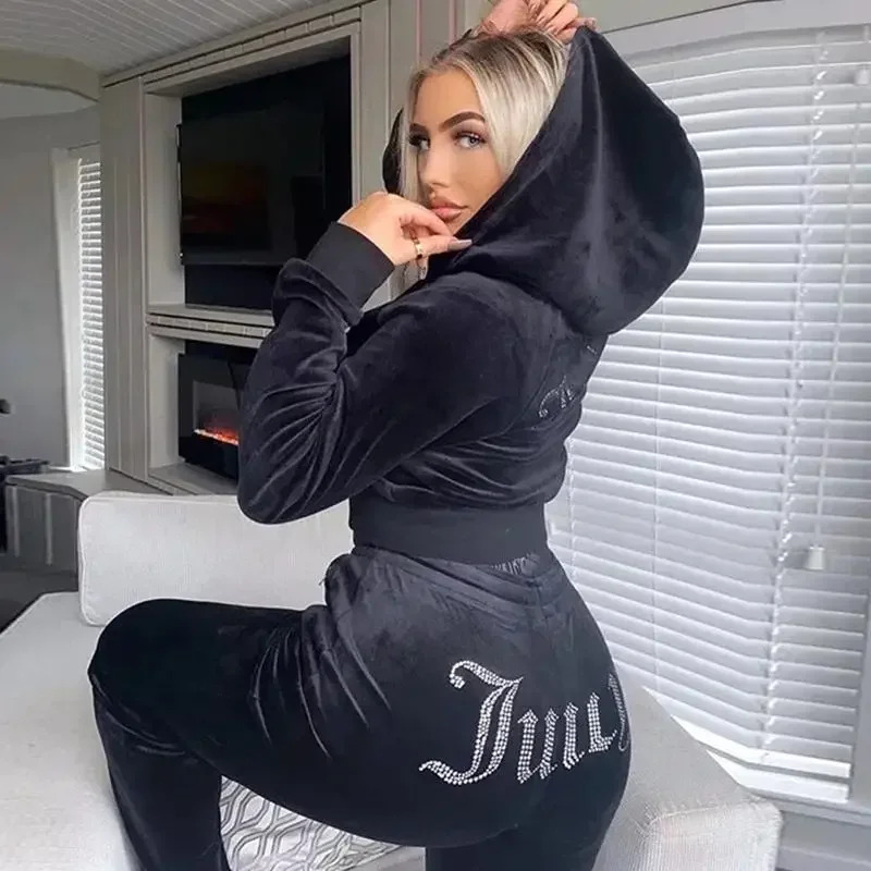 2025 New Winter Juicy Coutoure - Winter Clothing Anime reseña y precio