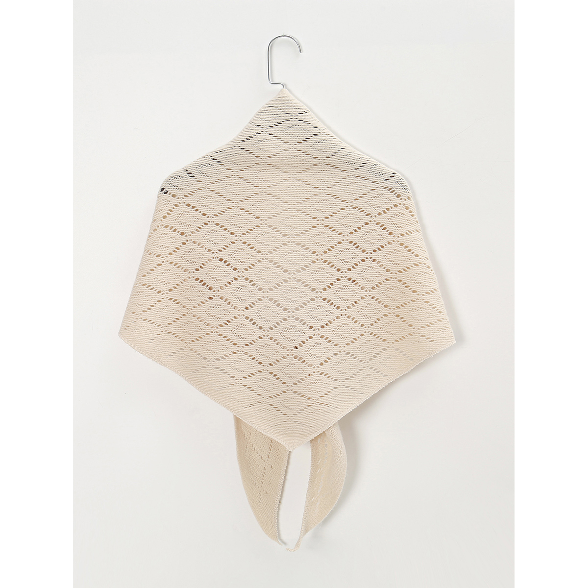 Triangle Shape Striped hollow  - Winter Clothing Korea reseña y precio
