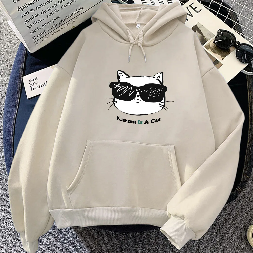 The Eras Tour Karma Is A Cat H - Winter Clothing Yellowknife reseña y precio