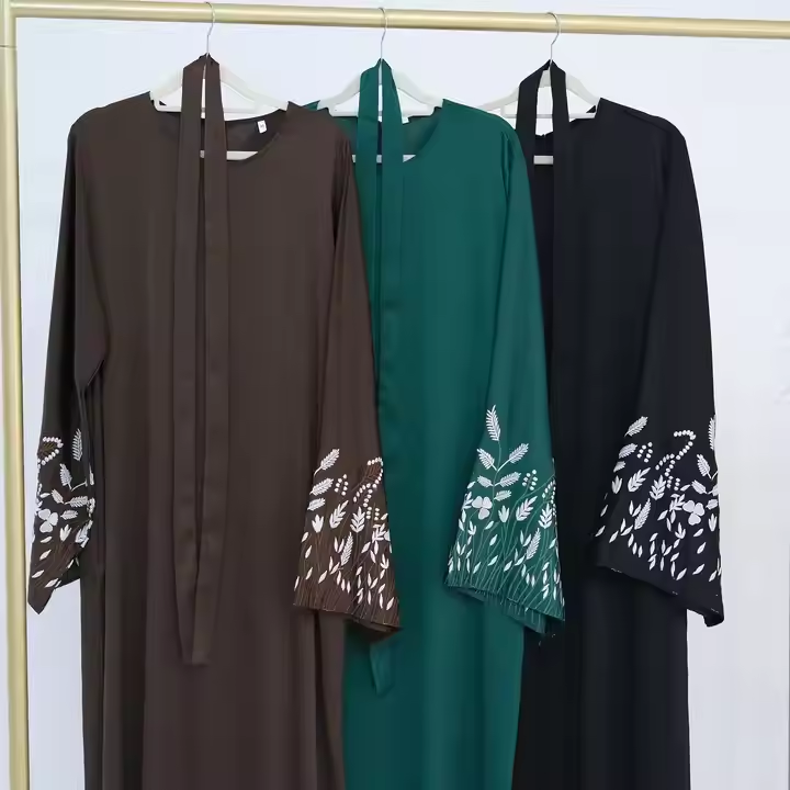 Embroidery Abaya for Women Mus - Winter Clothing Dubai reseña y precio