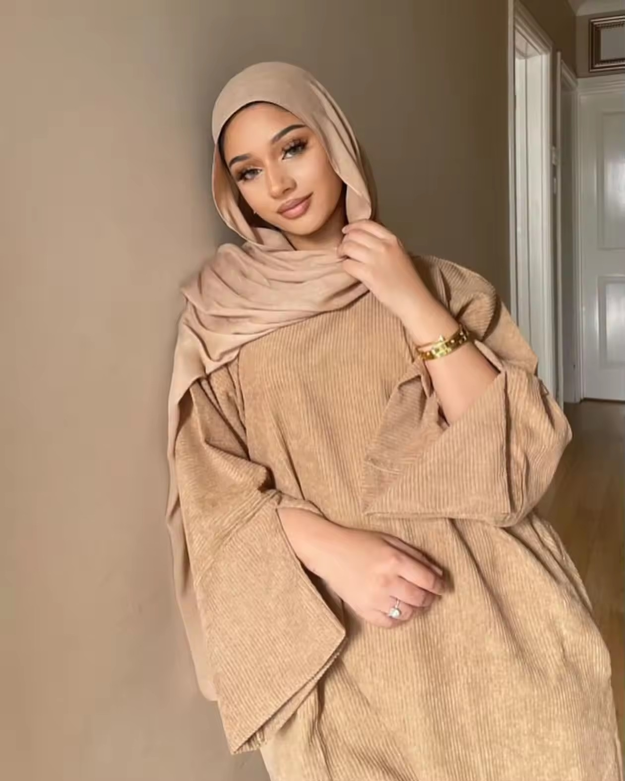 Corduroy Ramadan Dubai Abaya D - Winter Clothing Dubai reseña y precio